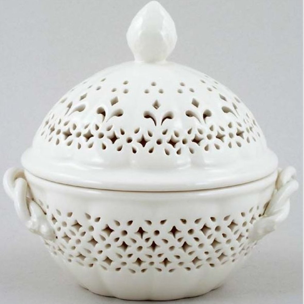 Hartley Greens & Co Leeds Pottery Chestnut Bowl with Lid, Small, New in Box